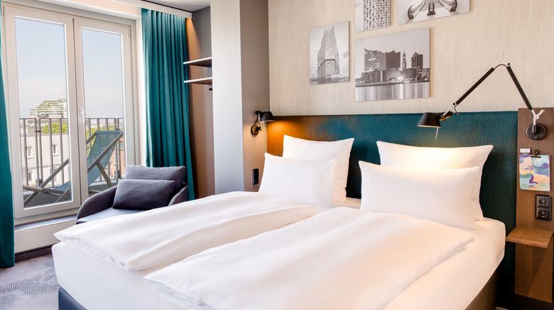 <b>Motel One Hamburg am Michel Room</b>. Images powered by <a href="https://www.leonardoworldwide.com/" title="Leonardo Worldwide" target="_blank">Leonardo</a>.