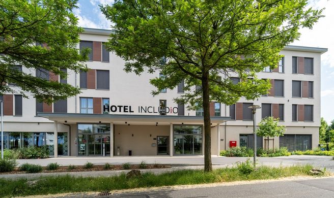 Hotel INCLUDiO Exterior