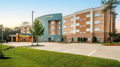 Courtyard Houston Springwoods Village