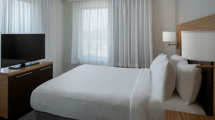 TownePlace Suites Foley at OWA Room