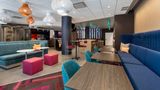 Tru by Hilton Montreal Centre-ville Lobby