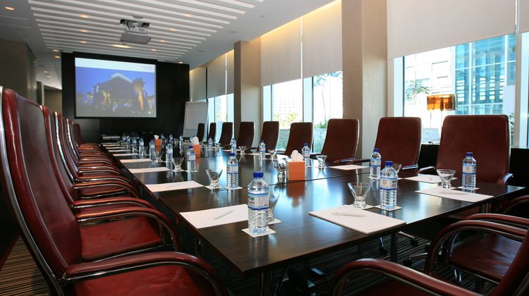 Yas Plaza Circuit Meeting