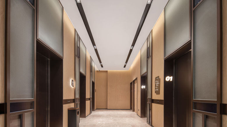 <b>Holiday Inn Exp Oriental Colorful City Lobby</b>. Images powered by <a href="https://www.leonardoworldwide.com/" title="Leonardo Worldwide" target="_blank">Leonardo</a>.