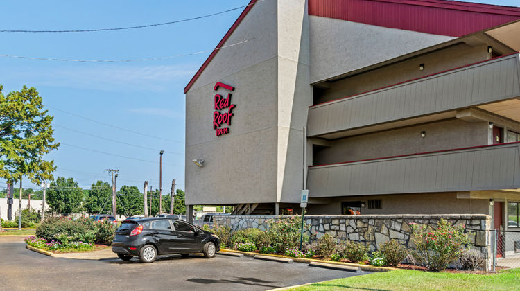 Red Roof Inn Jackson Downtown - Fair Exterior