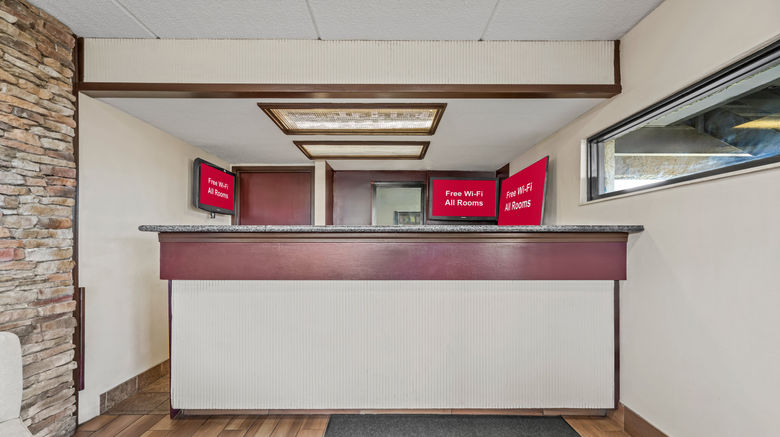 <b>Red Roof Inn Jackson Downtown - Fair Lobby</b>. Images powered by <a href="https://www.leonardoworldwide.com/" title="Leonardo Worldwide" target="_blank">Leonardo</a>.