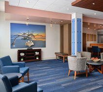 Holiday Inn Express & Suites Brunswick Exterior
