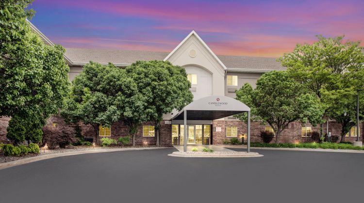 Candlewood Suites Appleton Exterior