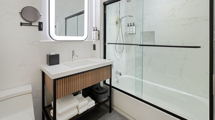 voco by IHG Astoria Room