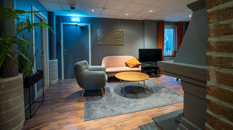 <b>First Hotel Amalie Lobby</b>. Images powered by <a href="https://www.leonardoworldwide.com/" title="Leonardo Worldwide" target="_blank">Leonardo</a>.