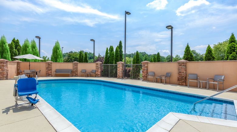 <b>Holiday Inn Express & Stes Research Park Pool</b>. Images powered by <a href="https://www.leonardoworldwide.com/" title="Leonardo Worldwide" target="_blank">Leonardo</a>.