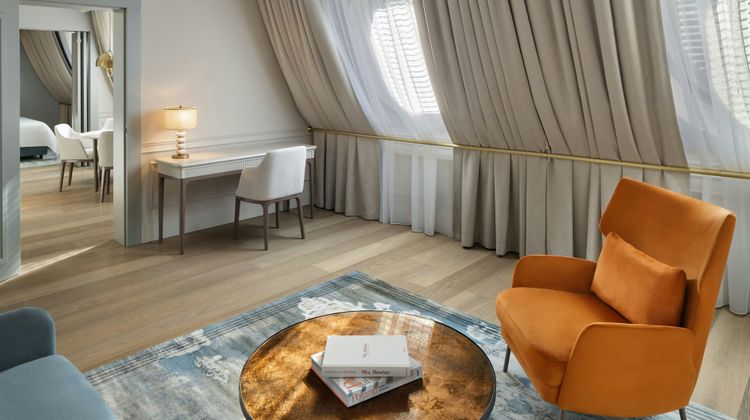 H15 Luxury Palace Suite