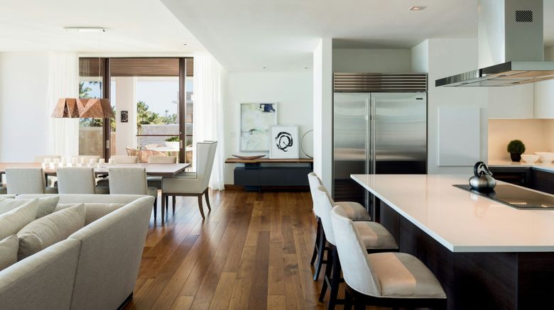 <b>Residences at Dorado Beach, Ritz-Carlton Room</b>. Images powered by <a href="https://www.leonardoworldwide.com/" title="Leonardo Worldwide" target="_blank">Leonardo</a>.