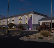 Spark Hilton Stevensville Exterior