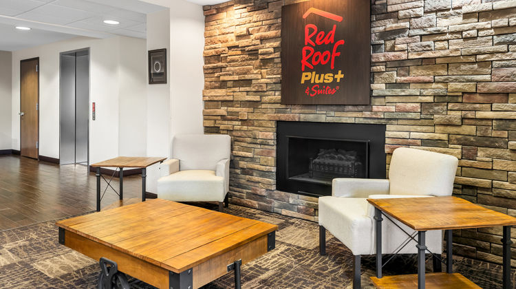 Red Roof PLUS+ & Suites Malone Lobby