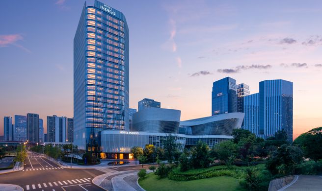 Hotel Indigo Financial City by Exterior