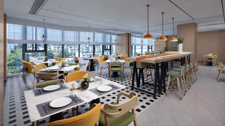 Home2 Suites by Hilton Wuhan Qingshan Restaurant