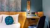 Hotel Glasgow Monceau by Patrick Hayat Room