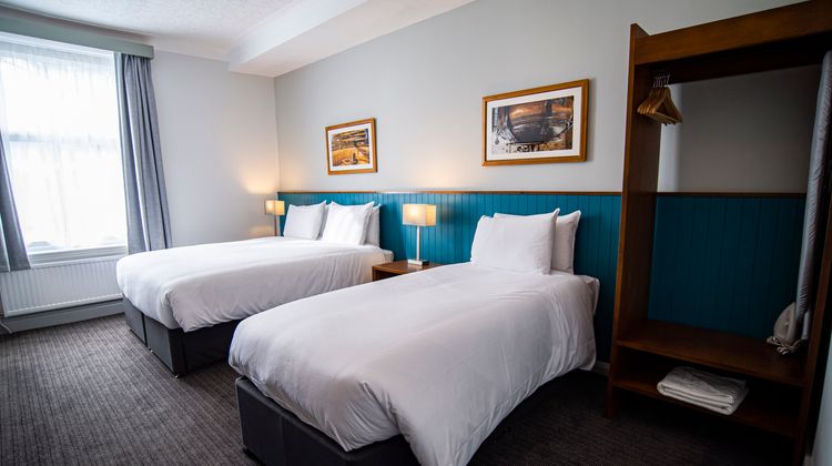 Highfield Hotel Room
