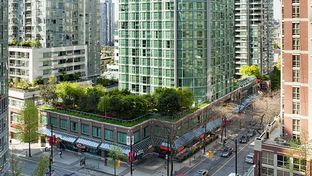 Rosedale on Robson Suite Hotel