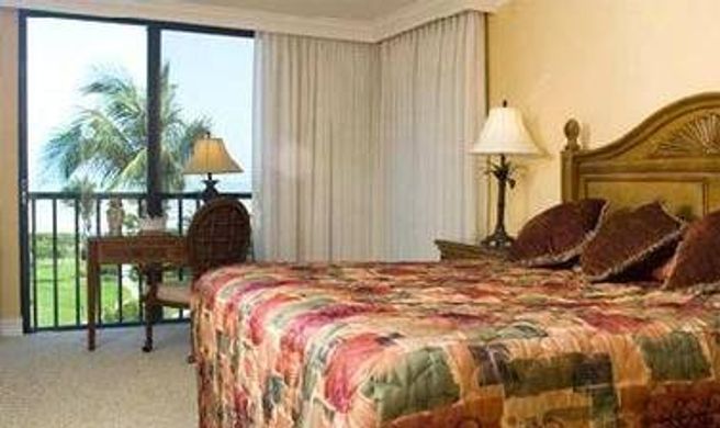 Sundial Beach Resort & Spa Exterior