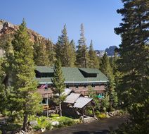 Tamarack Lodge Resort Exterior