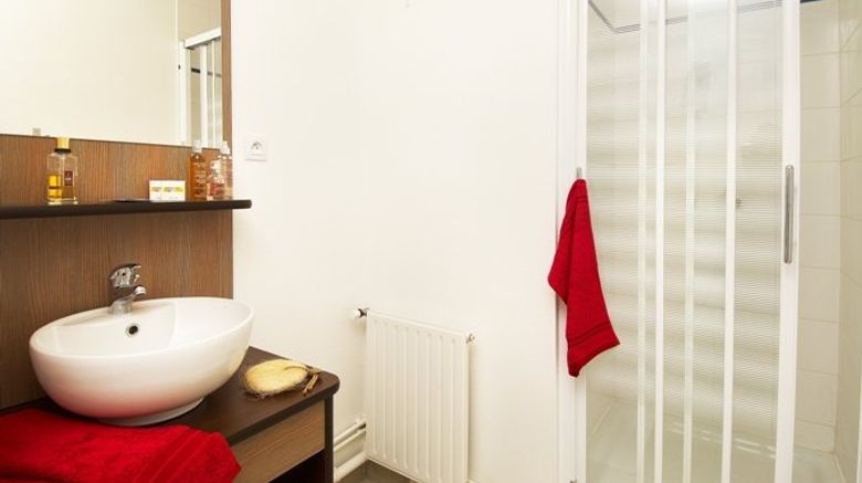 <b>Appart'City Paris St-Maurice Exterior</b>. Images powered by <a href="https://www.leonardoworldwide.com/" title="Leonardo Worldwide" target="_blank">Leonardo</a>.