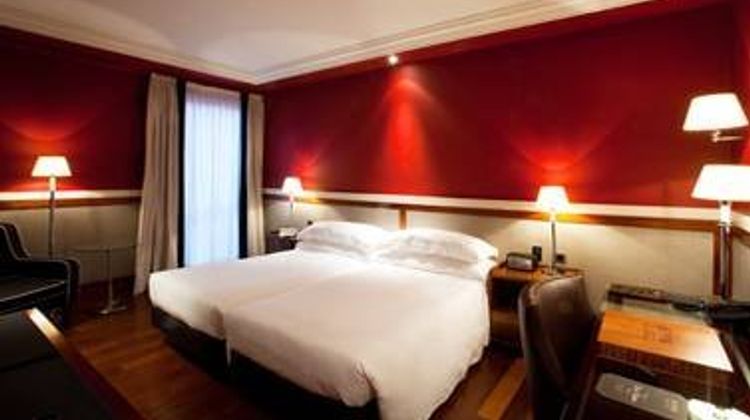 Hotel 1898 Room
