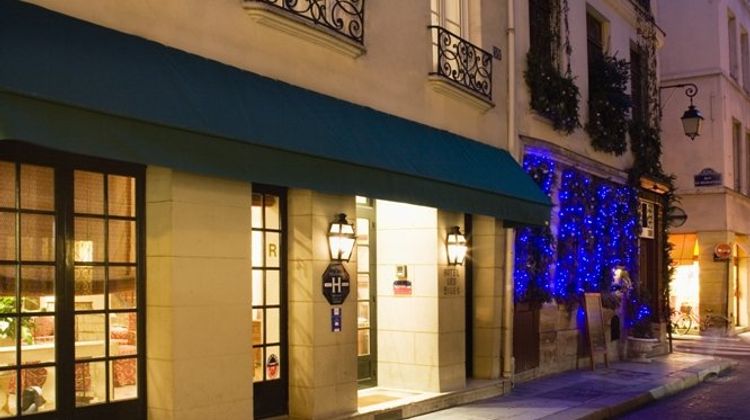 Des Deux Iles Hotel Exterior