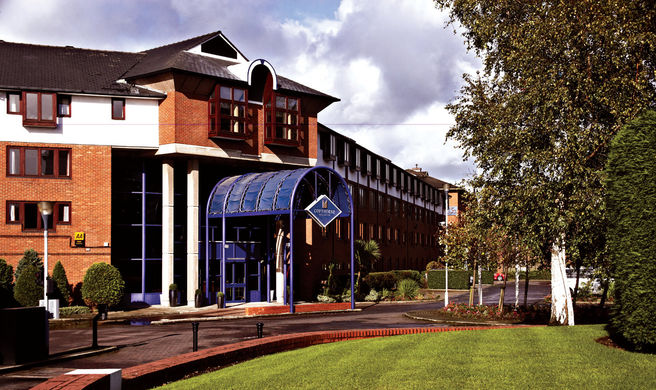 Copthorne Manchester Salford Quays Exterior