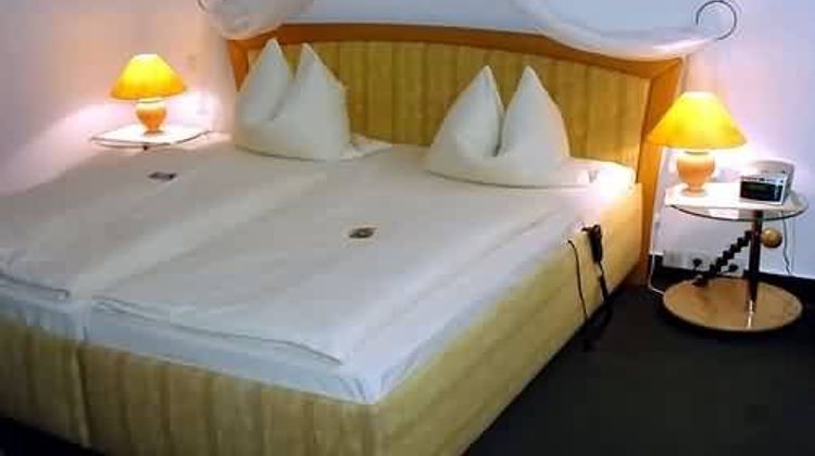 Hotel Grille Room