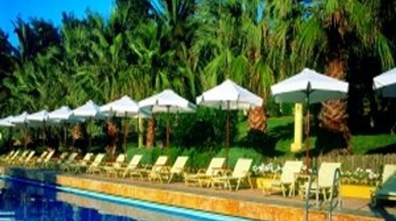 <b>Sani Beach Club Pool</b>. Images powered by <a href="https://www.leonardoworldwide.com/" title="Leonardo Worldwide" target="_blank">Leonardo</a>.