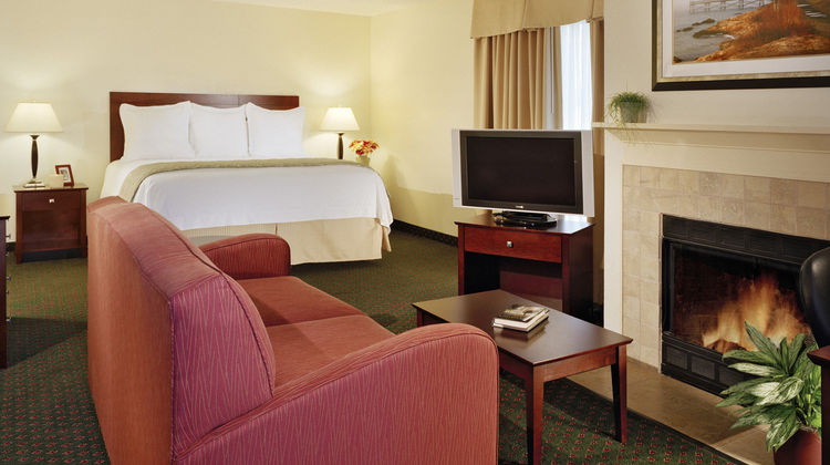 New Haven Village Suites Suite