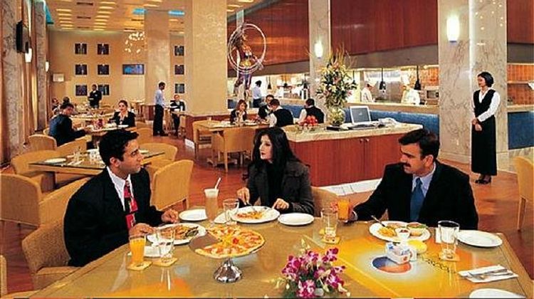 Jaypee Vasant Continental Hotel Restaurant
