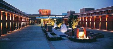 Jaypee Palace Hotel Exterior