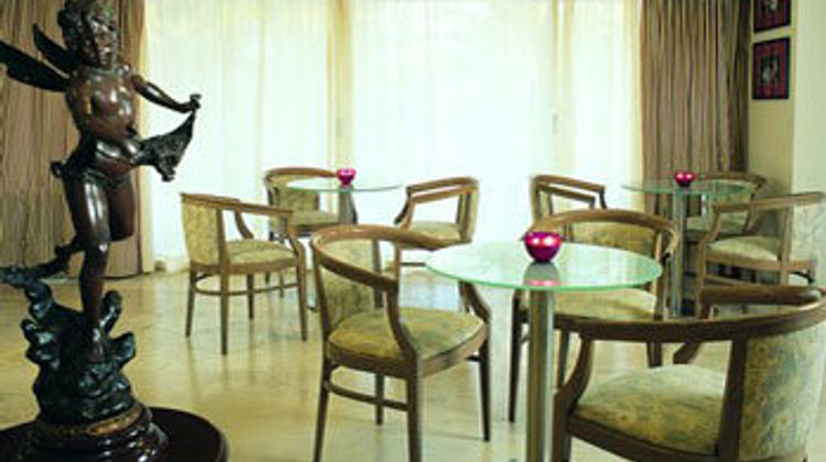 Amarilia Hotel Lobby
