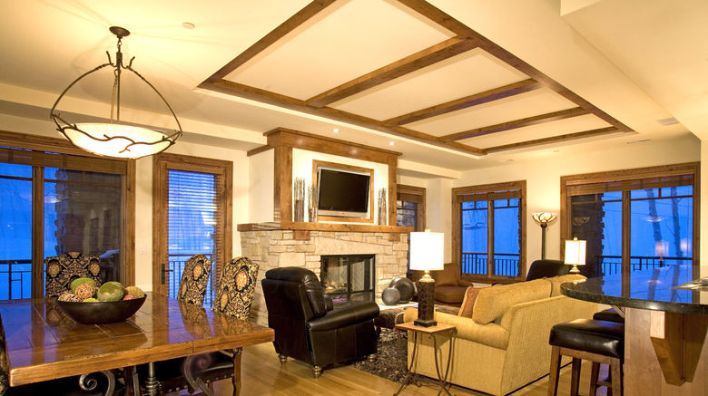 <b>Village at Empire Pass Suite</b>. Images powered by <a href="https://www.leonardoworldwide.com/" title="Leonardo Worldwide" target="_blank">Leonardo</a>.