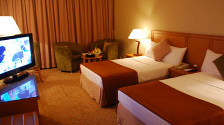 <b>Summit Hotel Room</b>. Images powered by <a href="https://www.leonardoworldwide.com/" title="Leonardo Worldwide" target="_blank">Leonardo</a>.