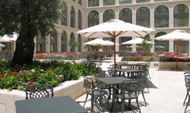 Grand Court Hotel Exterior