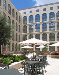Grand Court Hotel