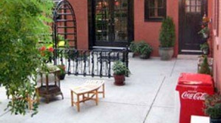 Chamberlin Inn Exterior