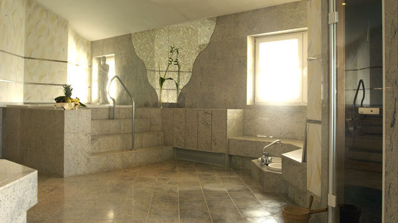 <b>City Hotel Frankfurt /M Bad Veilbel Spa</b>. Images powered by <a href="https://www.leonardoworldwide.com/" title="Leonardo Worldwide" target="_blank">Leonardo</a>.