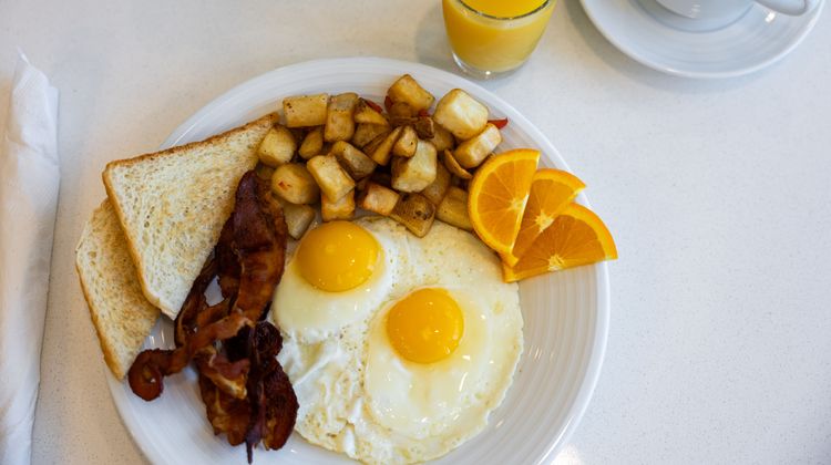 Holiday Inn Greenville-Woodruff Road Restaurant