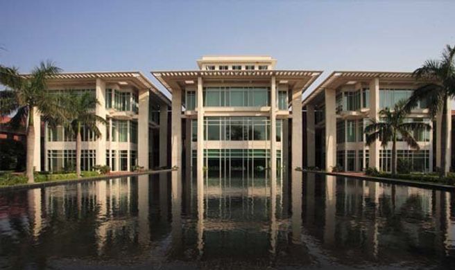Jaypee Palace Hotel Exterior