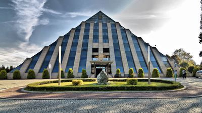 Hotel Piramida