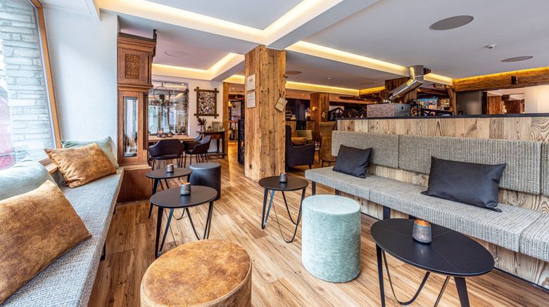 <b>Hotel Bristol Lobby</b>. Images powered by <a href="https://www.leonardoworldwide.com/" title="Leonardo Worldwide" target="_blank">Leonardo</a>.