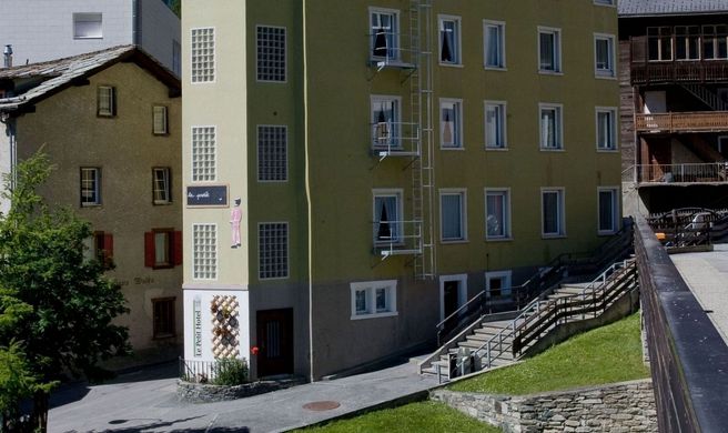 Le Petit Charme Inn Exterior