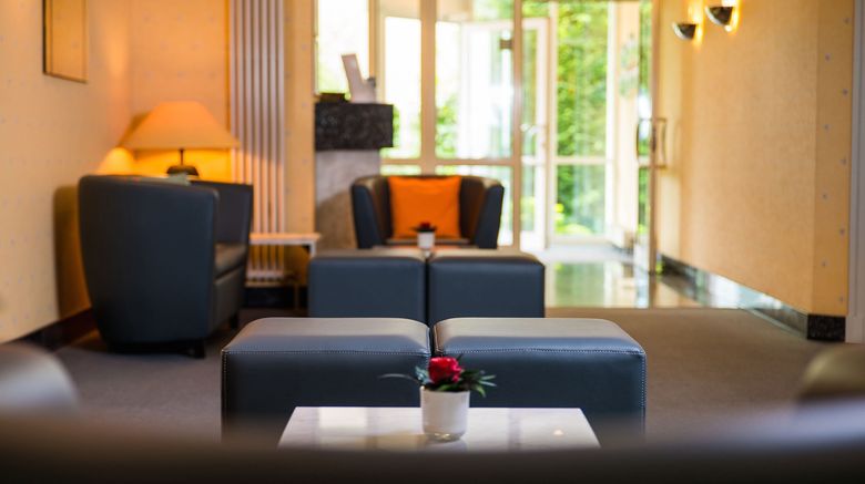 <b>Fontana Hotel Wiesbaden Lobby</b>. Images powered by <a href="https://www.leonardoworldwide.com/" title="Leonardo Worldwide" target="_blank">Leonardo</a>.