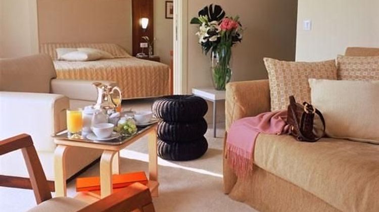 Polis Grand Hotel Room