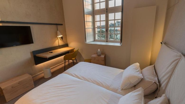 <b>Hotel Abbaye Royale de Fontevraud Room</b>. Images powered by <a href="https://www.leonardoworldwide.com/" title="Leonardo Worldwide" target="_blank">Leonardo</a>.
