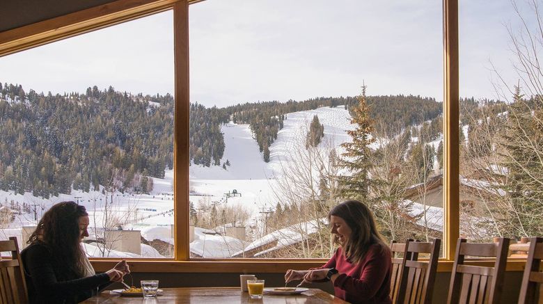 <b>Trails End Lodge Restaurant</b>. Images powered by <a href="https://www.leonardoworldwide.com/" title="Leonardo Worldwide" target="_blank">Leonardo</a>.